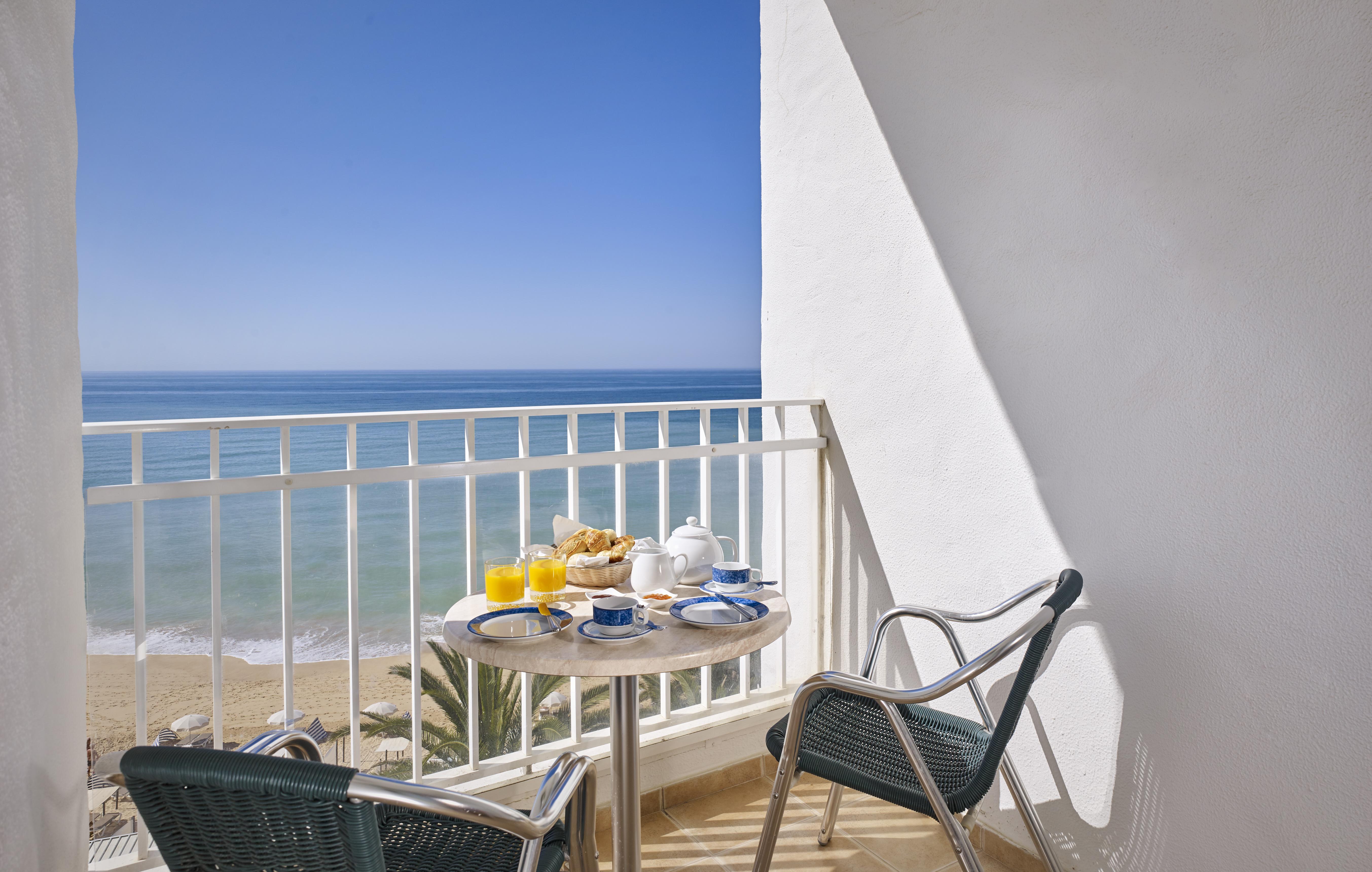 Holiday Inn Algarve - Armação de Pêra, an IHG Hotel Exterior foto
