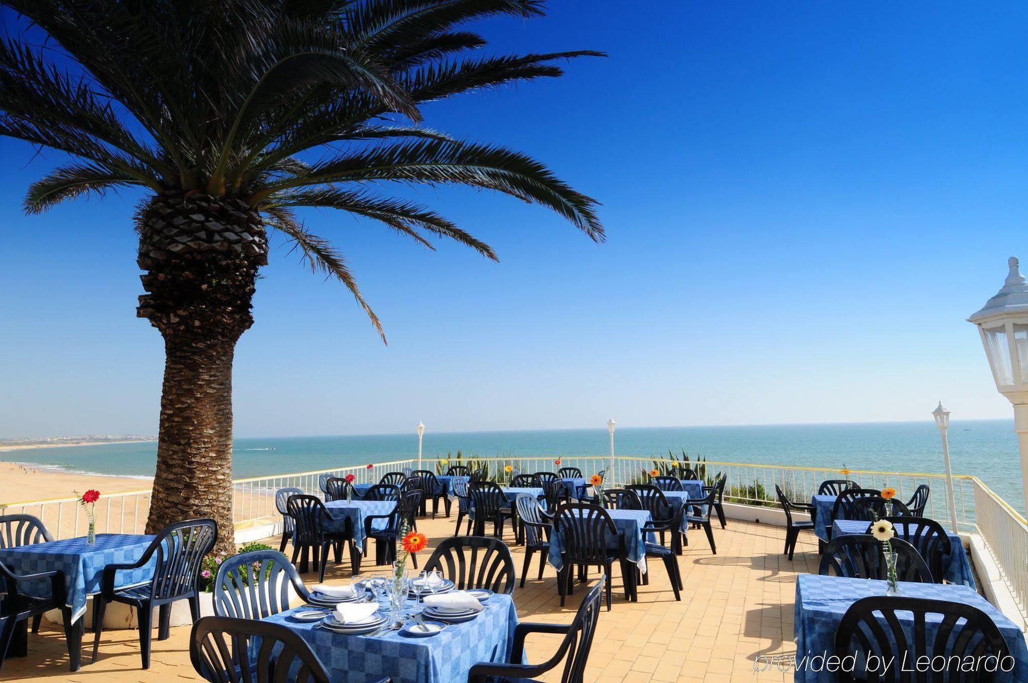 Holiday Inn Algarve - Armação de Pêra, an IHG Hotel Restaurante foto